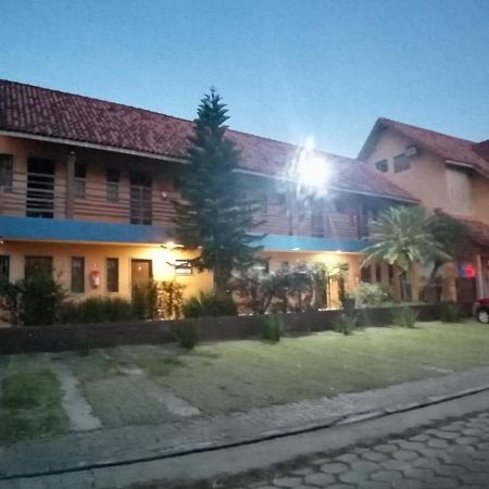 Pousada Pier36 เปรูอิบี ภายนอก รูปภาพ